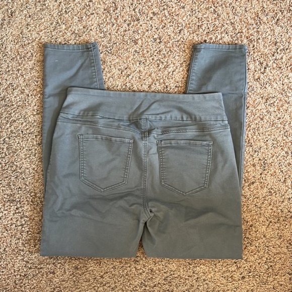 Grey Jeggings - Picture 5 of 5